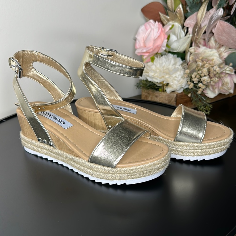 Steve Madden Gold Sandal